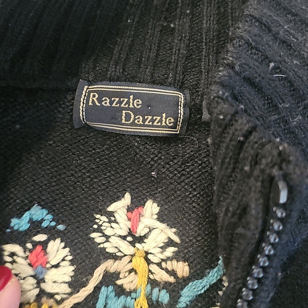 Vintage Embroidered Sweater Zip - Picture 4 of 9